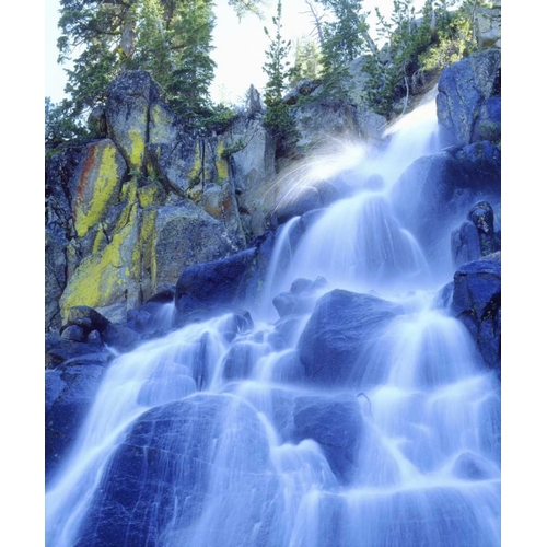 CA, Sierra Nevada Waterfall cascades over rocks